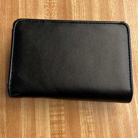 Wallet - Picture 2 of 5